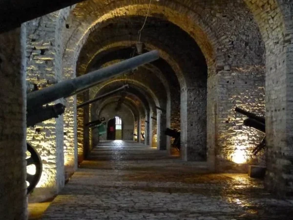 Discover Gjirokaster & Blue Eye Spring