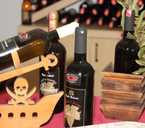 Wine-raki tasting & Sunset Lecursi Castel tour