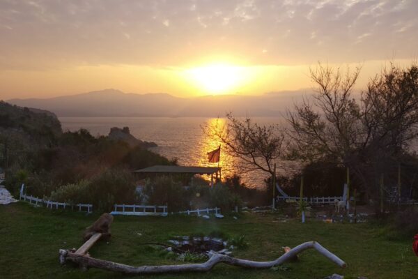 Camping and beach escape: sunset, nature & local flavors